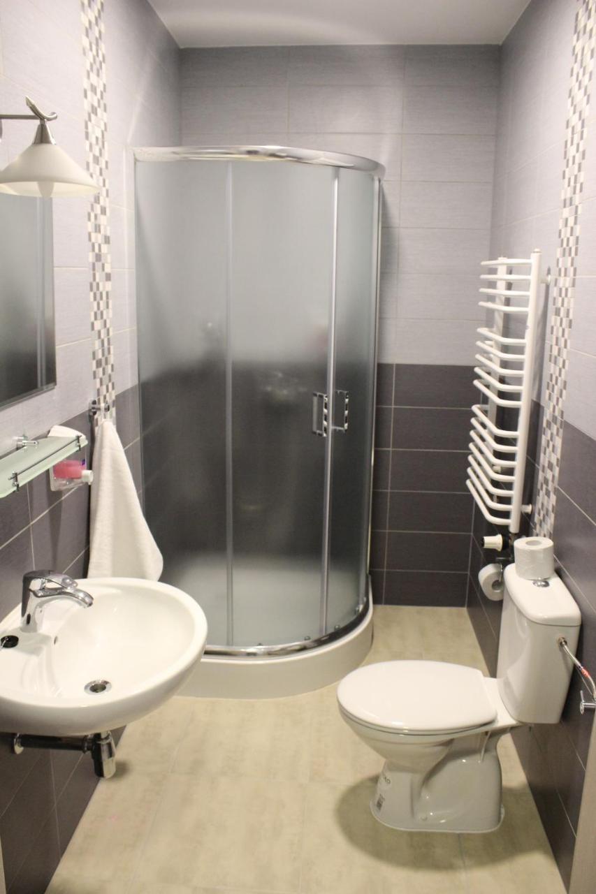 Hotel Pod Strzecha เคียลเซ ภายนอก รูปภาพ